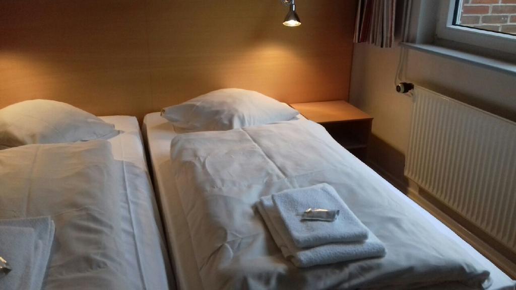 Den Gamle Gaard Apartments Nysted Екстер'єр фото